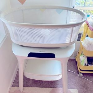 COPY - 4 Moms mamaRoo sleep bassinet